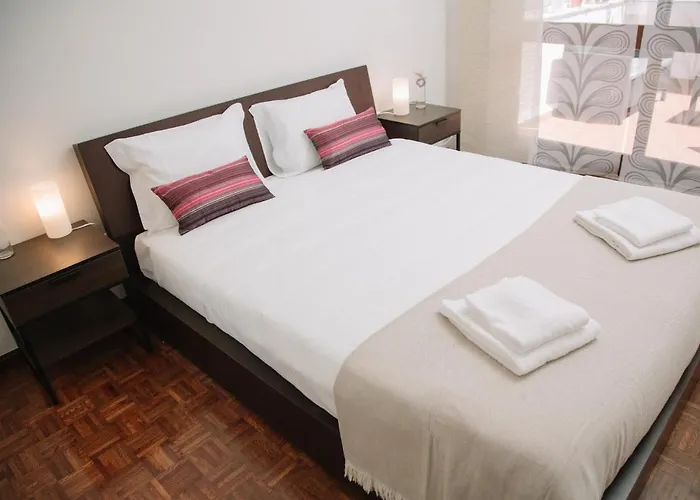 Guest Cedofeita Terrace Apartamento *